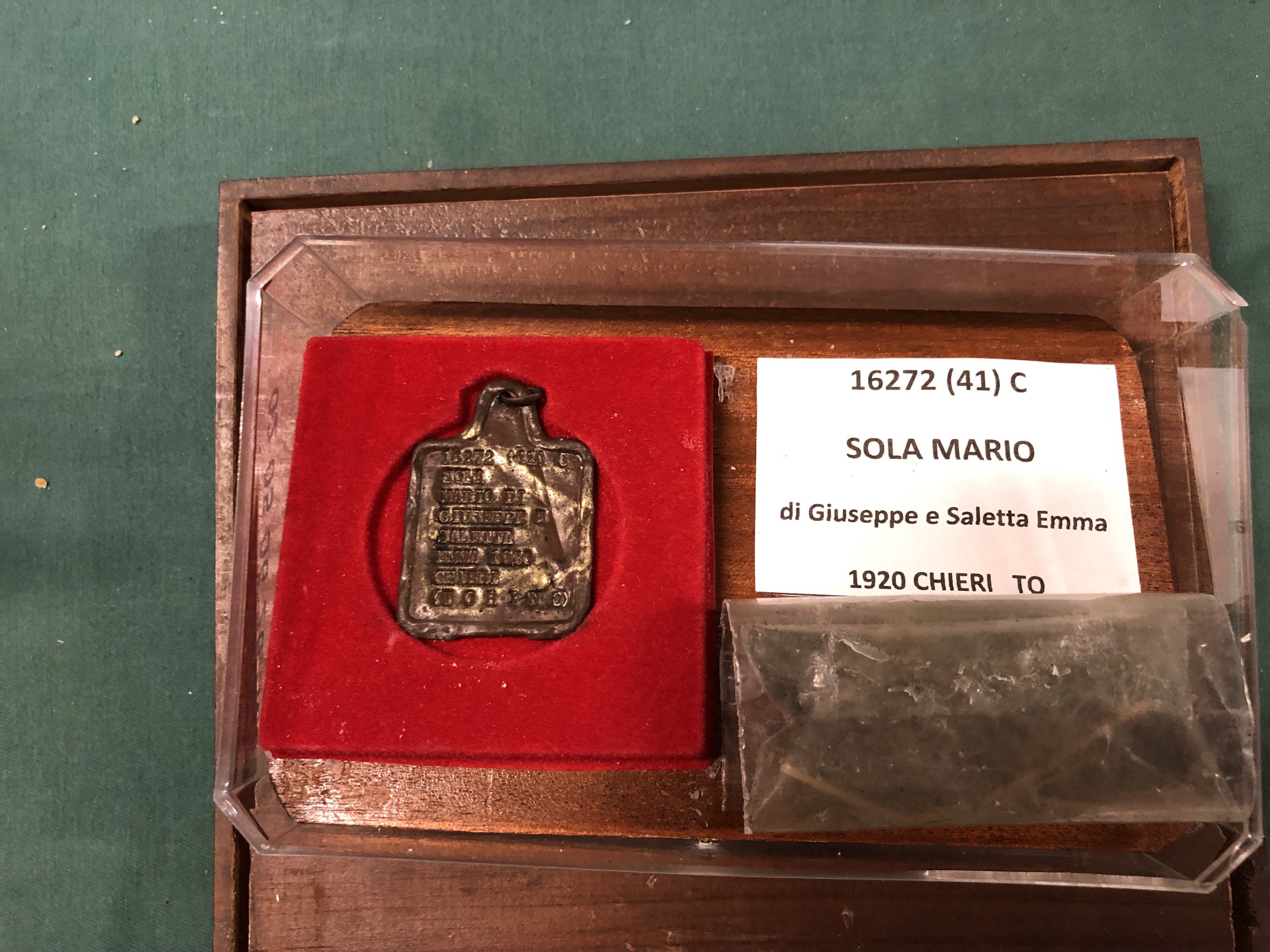 sola-17F86784F-6E6E-FB7C-3A04-940A840A95C4.jpg